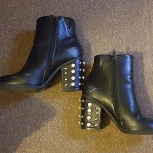 Zip up studded black ankle heel boot